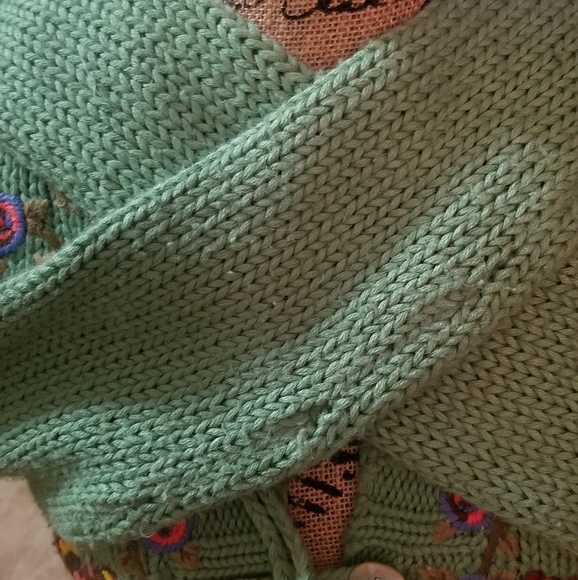 Miss Me Butterfly Crop Sweater - Picture 8 of 9